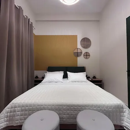 فيلة Trinity Gythion