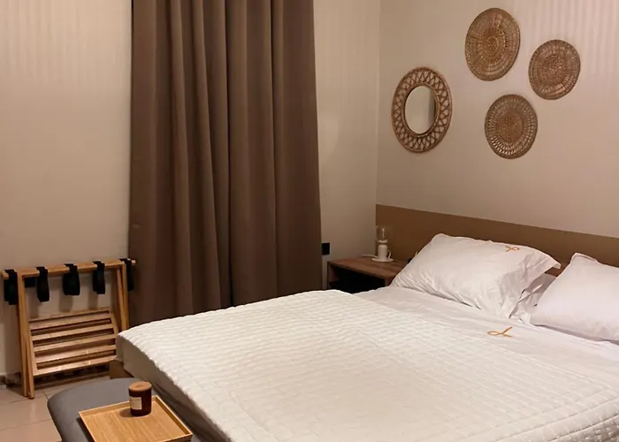 Trinity Gythion Vila *