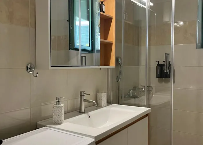 Trinity Gythion Vila *